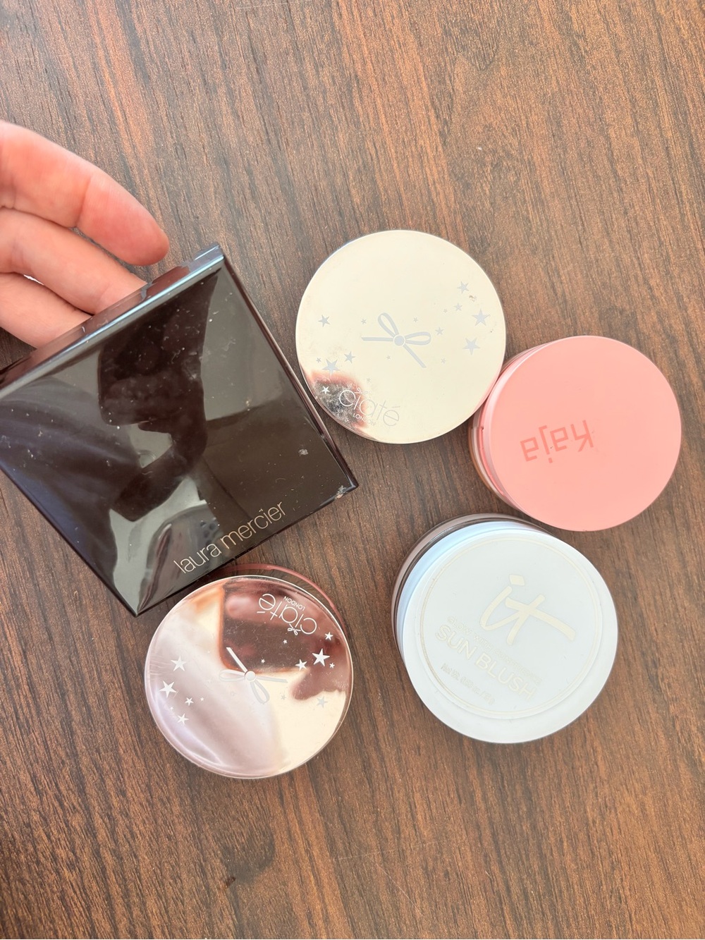 Makeup bundle - Picture 2 of 3